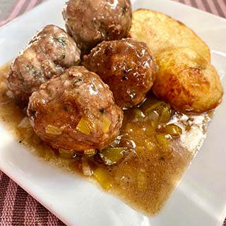 Albóndigas en salsa